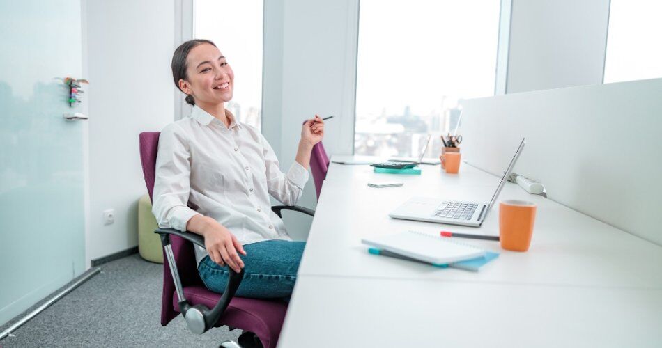Porque investir em uma cadeira de escritório confortável para coluna