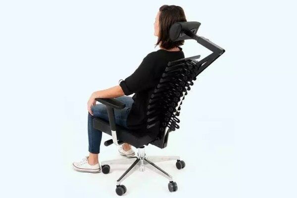 Cadeiras ergonômicas e a curvatura da coluna: o que você precisa saber?